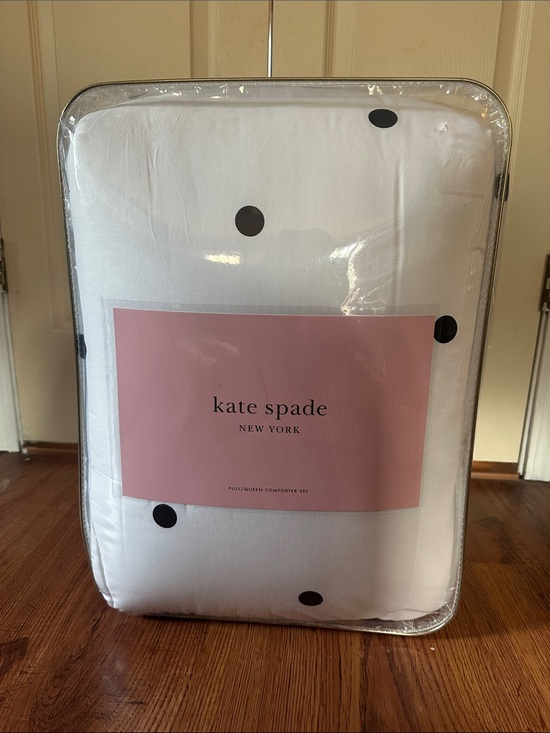 kate spade Other - Nwt Kate spade full/queen comforter set